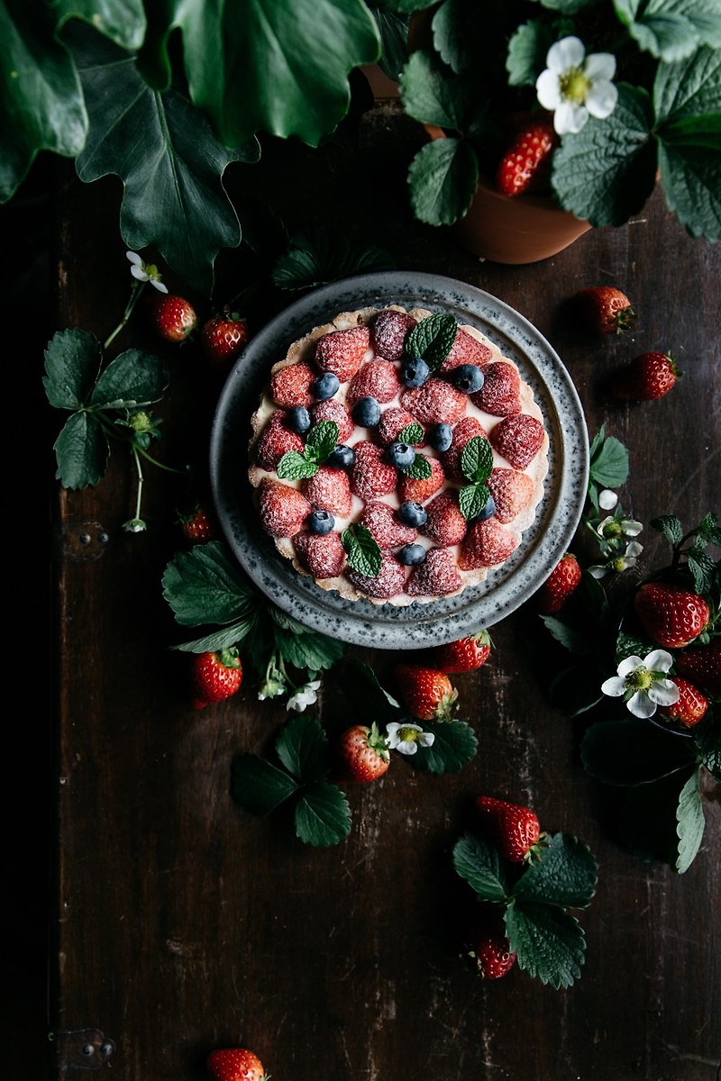 Strawberry cheese sharing pie - Savory & Sweet Pies - Fresh Ingredients Red