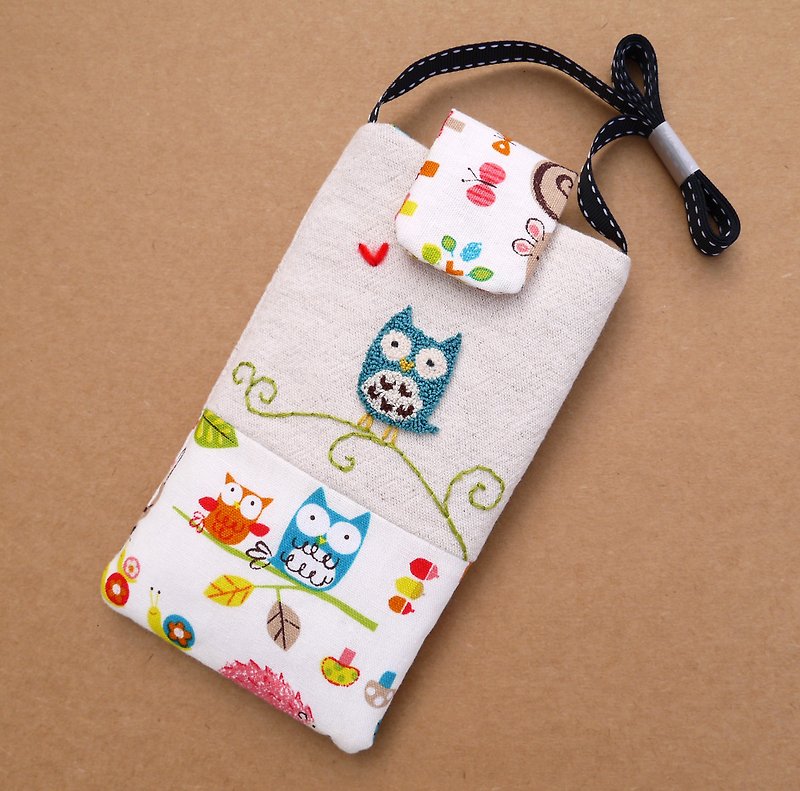 Blue Owl embroidered cell phone pocket (L) - อื่นๆ - วัสดุอื่นๆ 