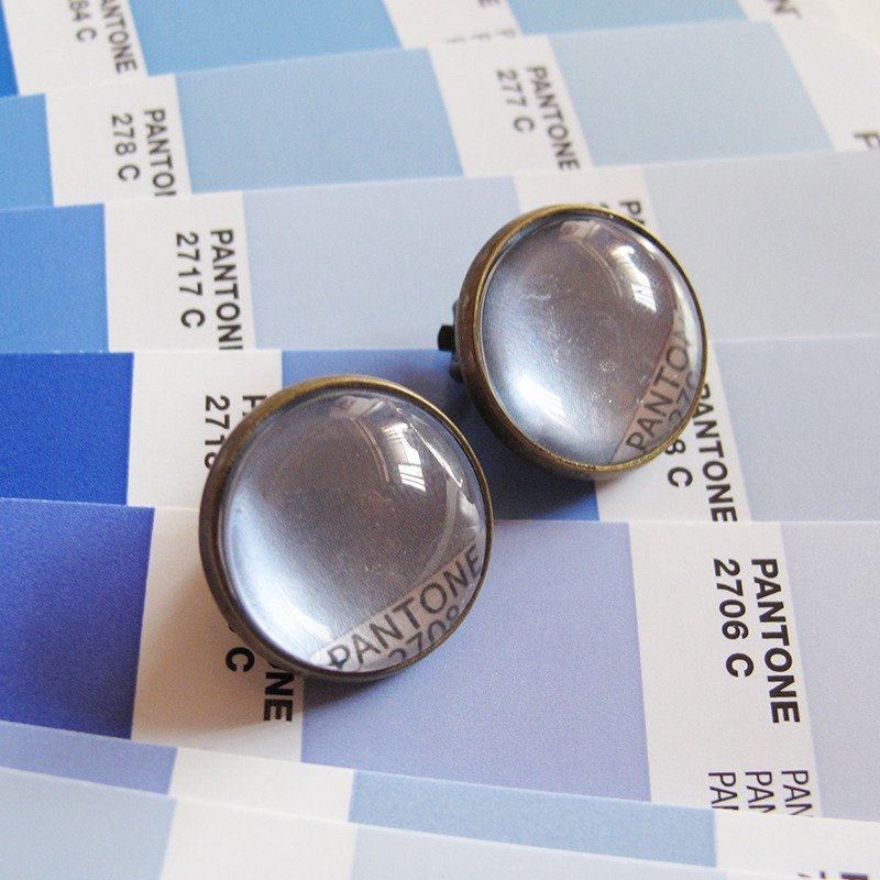 PANTONE 2708 色票圓形耳夾耳針 - 耳環/耳夾/耳骨夾 - 其他金屬 藍色