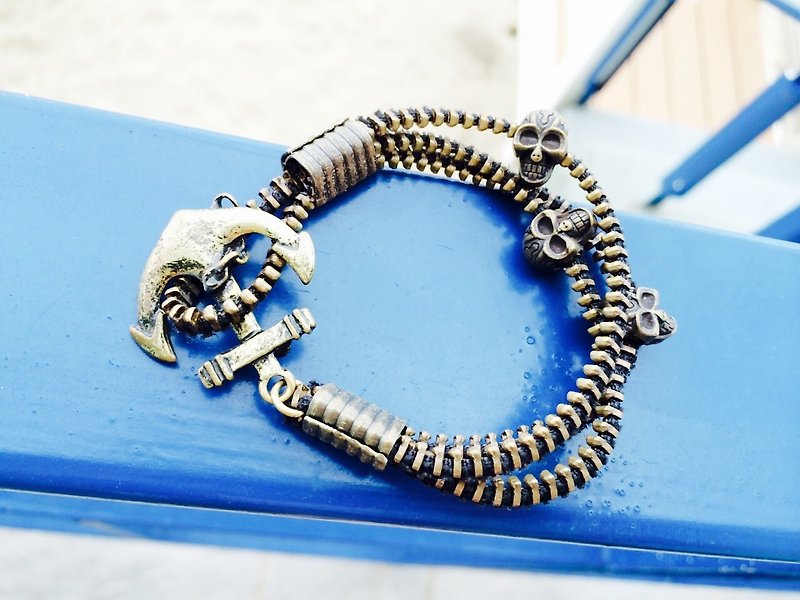 Knit zipper anchor Kualu paragraph - Bracelets - Other Metals 