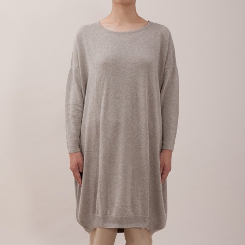 Earth tree fair trade- "organic cotton clothing" - organic cotton round neck Knit Long Top (Gray) - สเวตเตอร์ผู้หญิง - ผ้าฝ้าย/ผ้าลินิน 