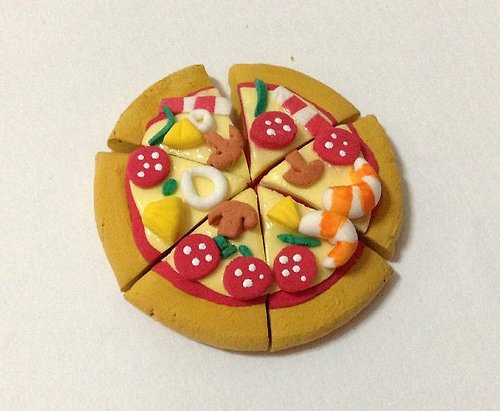 美味pizza耳环组(完整的pizza 六小片)(可改耳夹式)