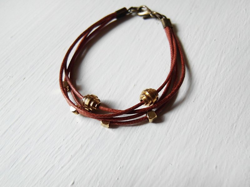 Any variation / Bronze hand bracelet - สร้อยข้อมือ - โลหะ สีทอง
