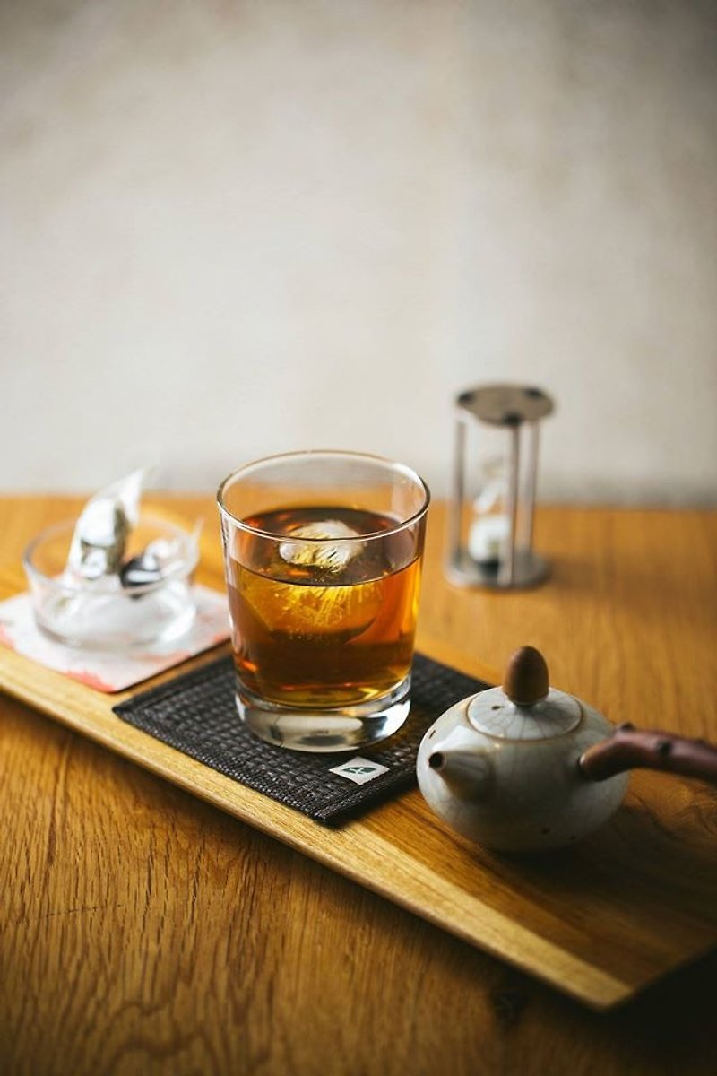 [Seven three tea hall] Hualien honey black tea / tea bag / small iron cans -7 into - ชา - โลหะ 