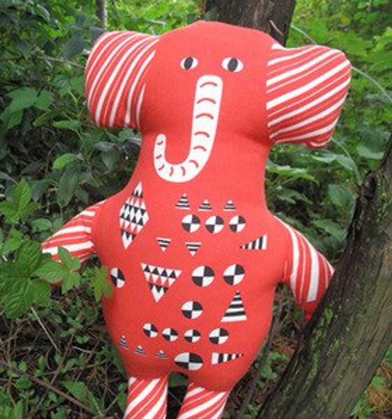 大象 Shumuel --手作抱枕娃娃 - หมอน - ผ้าฝ้าย/ผ้าลินิน สีแดง