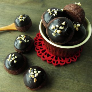 [Seasonal Limited] Chocolate Cheese Balls 8 pieces (box)
