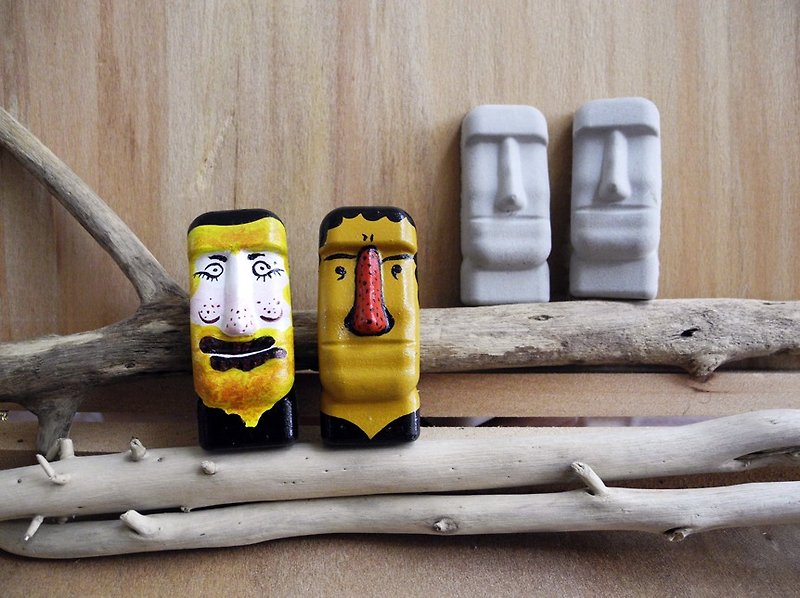 Easter Island Mini Moai Statue Magnet-Uncles in Africa - Magnets - Cement Multicolor