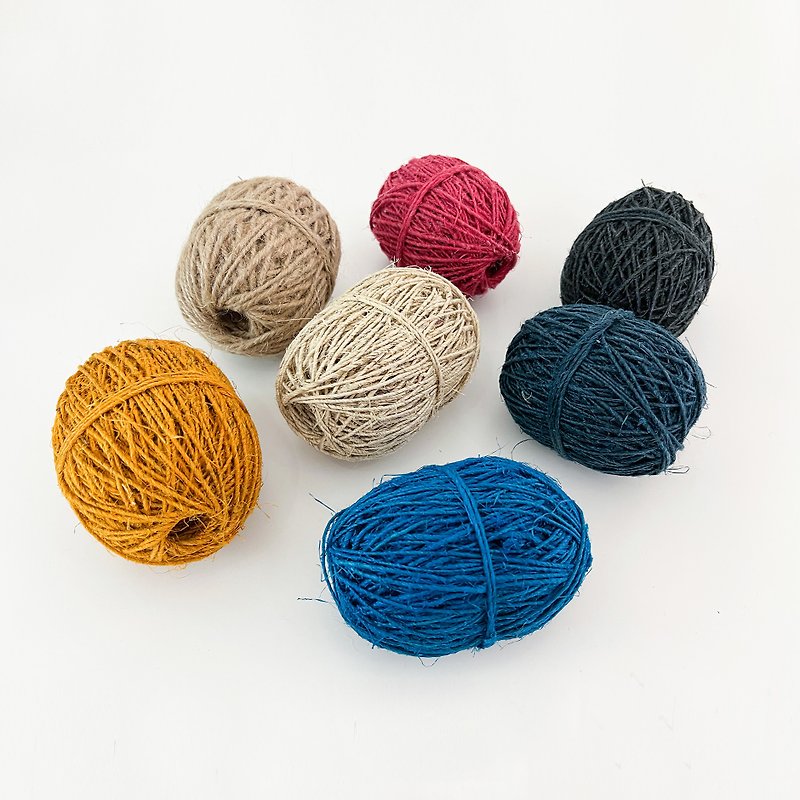 Hemp twine_8 Colors_Fair trade - Knitting, Embroidery, Felted Wool & Sewing - Plants & Flowers Multicolor