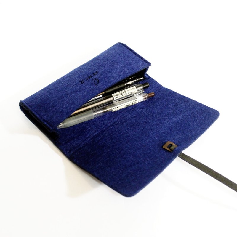 Multifunction sheep blankets admission package / Zhang blue [available when sheep felt pen bag. Felting- glasses bag] - Pen & Pencil Holders - Wool Blue