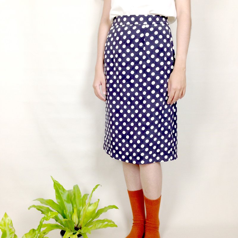 Priceless knew │ │ Shuiyu little vintage skirt VINTAGE / MOD'S - Skirts - Other Materials 