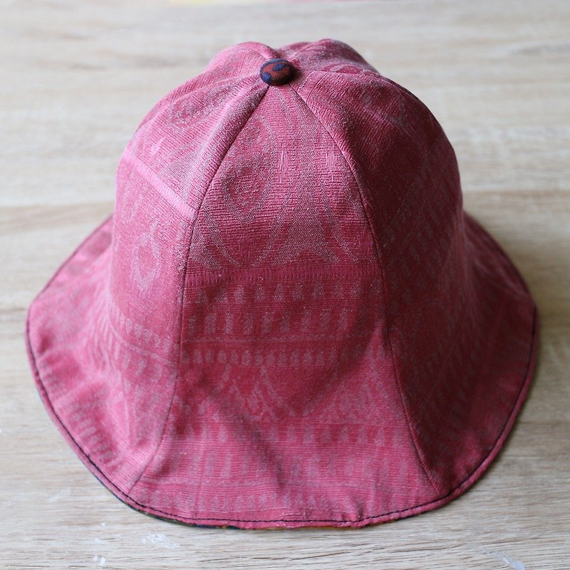 Limited JOJA│ old cloth x watermelon red amoeba-sided flower-shaped cap> Spot M No. - หมวก - วัสดุอื่นๆ สีแดง