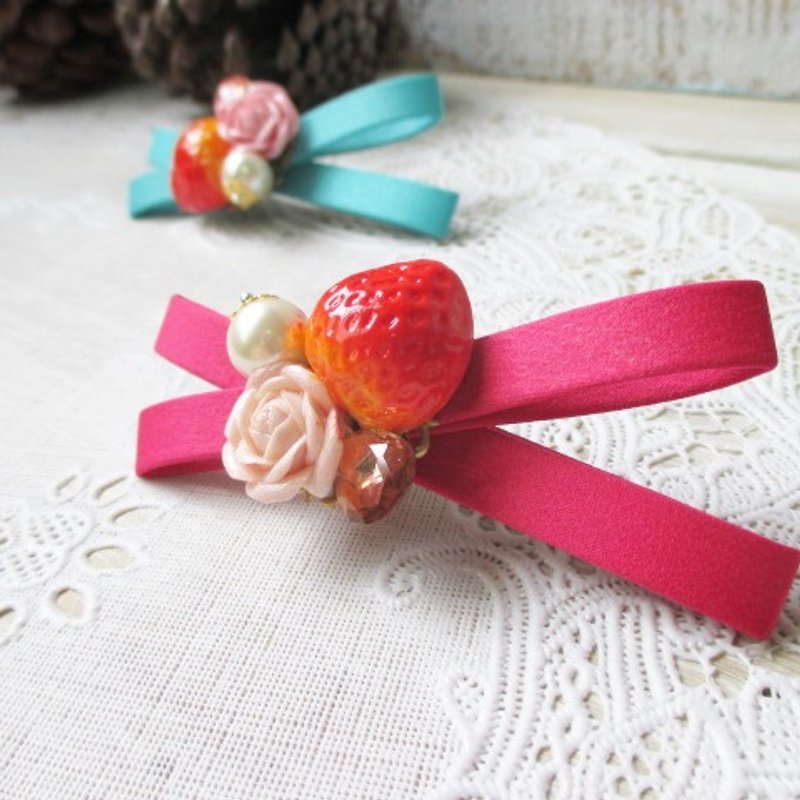 [Rose] colorful cute strawberry season. Handmade design. Girls side clip - เครื่องประดับผม - วัสดุอื่นๆ สึชมพู