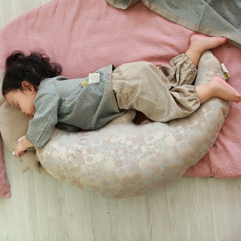 [KAKIBABY] patent natural persimmon dyeing - moon hold pillow, nursing pillow (blue) - อื่นๆ - ผ้าฝ้าย/ผ้าลินิน สีน้ำเงิน