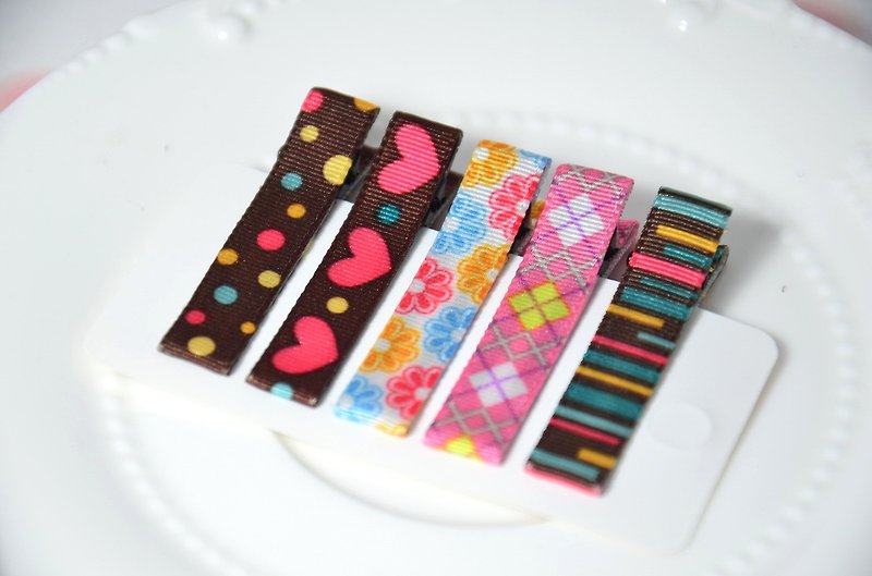 小公主必備的瀏海夾(五入組)－草莓巧克力 - 圍兜/口水巾 - 其他材質 