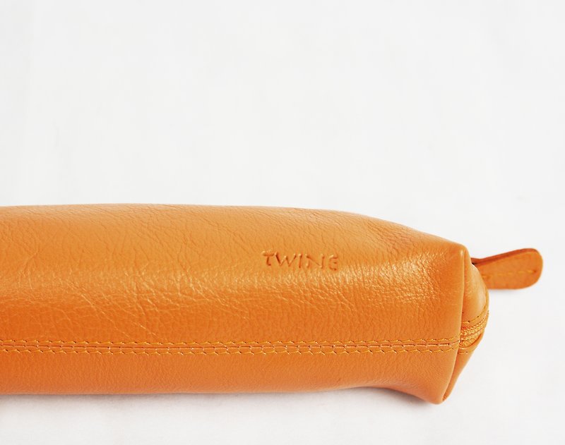 _ _ Orange leather pencil Fair Trade - กล่องดินสอ/ถุงดินสอ - หนังแท้ สีส้ม