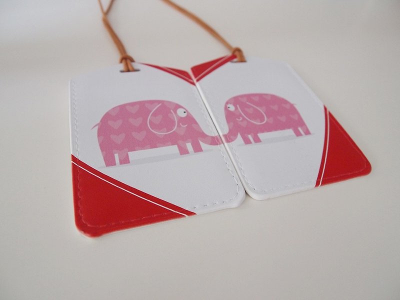 Luggage Tag-Kiss My Elephant Valentine's Day/Wedding Gift - ป้ายสัมภาระ - หนังเทียม 