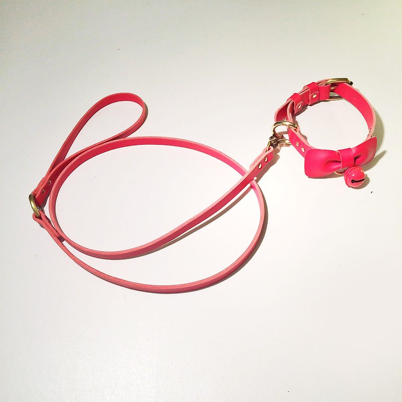 zemoneni 貓貓狗狗 手作皮革寵物牽繩 可配合項圈使用 可訂製顏色 - 項圈/牽繩 - 真皮 多色