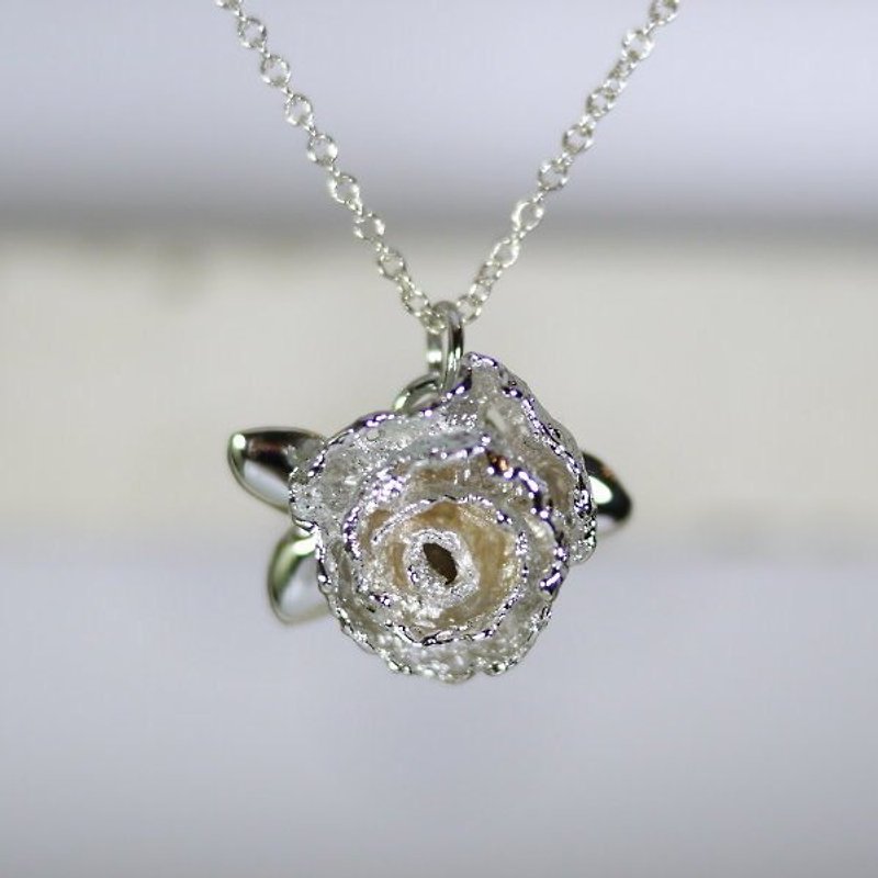[* Charlene ‧ gold jewelry] really Lace Rose Necklace - Copper / Silver - สร้อยคอ - โลหะ 