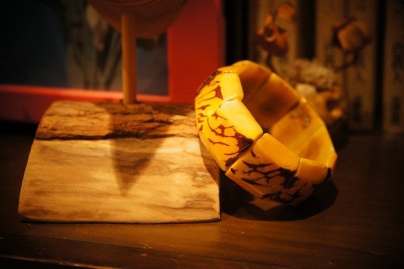 Vista[見聞]，南美洲，Tagua象牙果手環 - 磚型，黃 - 手鍊/手環 - 植物．花 黃色
