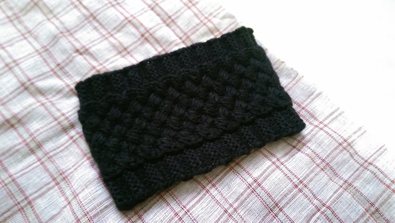 Lan hand-made knit headband (plain black) - เครื่องประดับผม - วัสดุอื่นๆ สีดำ