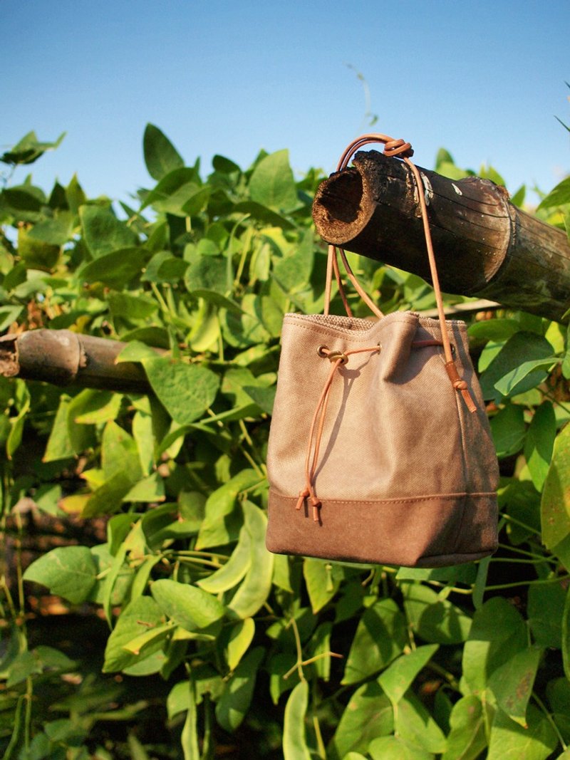 1pinfun ♡ beam cannon shoulder bag coffee * - Messenger Bags & Sling Bags - Other Materials Brown