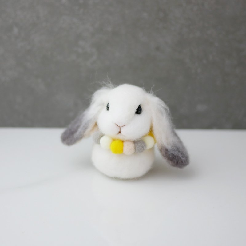 Wool felt rabbit pill [feiwa feiwa handmade] pet doll - ตุ๊กตา - ขนแกะ สีเทา