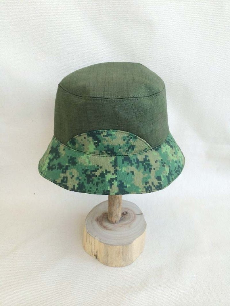 Va handmade mosaic camouflage hat adults hat-sided - หมวก - วัสดุอื่นๆ สีเขียว