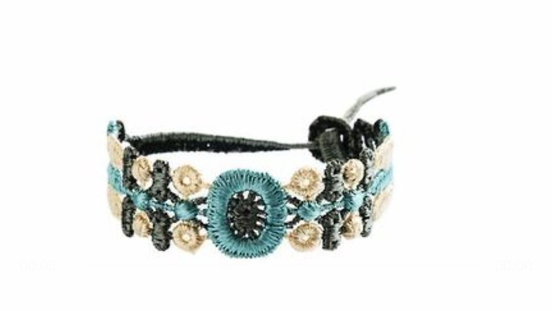 Missiu French lace embroidery lucky bracelet - blossoming Indien - Bracelets - Thread Multicolor