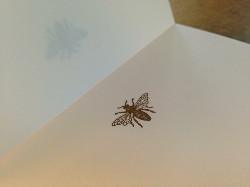 PAPIER A5 blank writing paper. Bee models - สมุดบันทึก/สมุดปฏิทิน - กระดาษ 