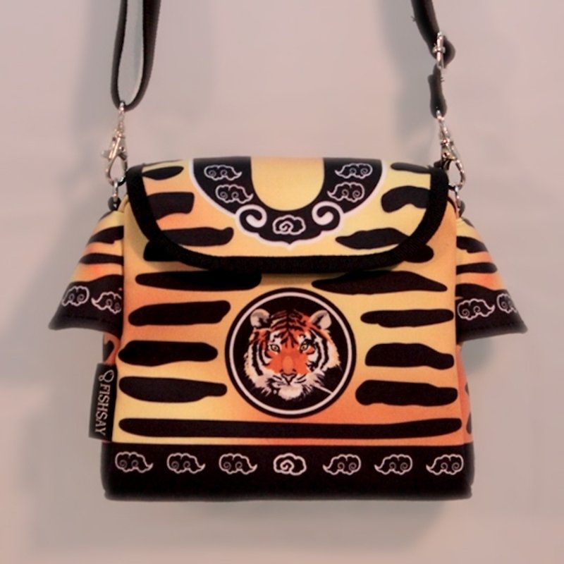 Tiger bag (small) - กระเป๋าแมสเซนเจอร์ - วัสดุอื่นๆ สีเหลือง