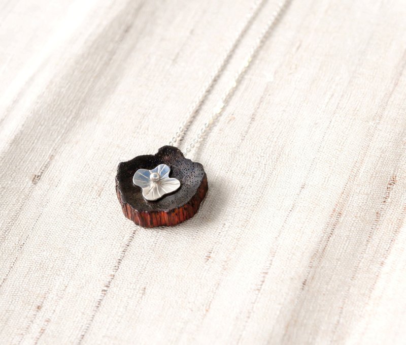 Wood Necklaces Red - Blooming | old red sandalwood, silver 925 | 24 inch silver chain blooming | red sandalwood, silver | 24 inch