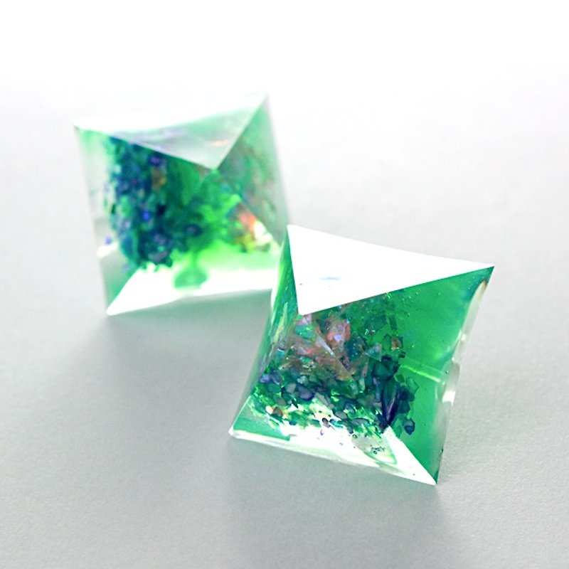 Pyramid earrings (Forest goldfish) - Earrings & Clip-ons - Other Materials Green