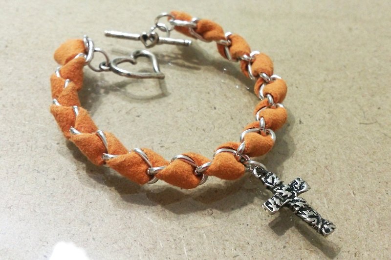 Retro suede bracelet ~ oranges are ripe - สร้อยข้อมือ - วัสดุอื่นๆ สีส้ม