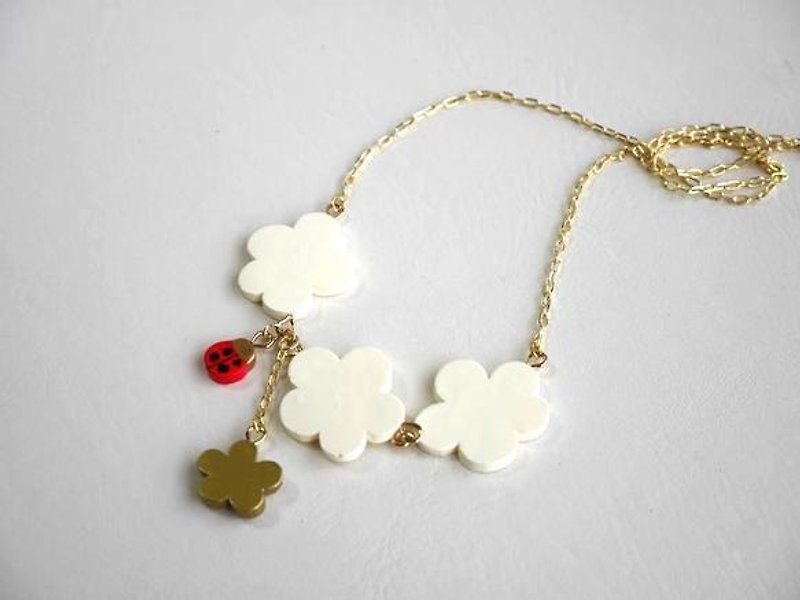 Cotton picking necklace - Necklaces - Plastic White