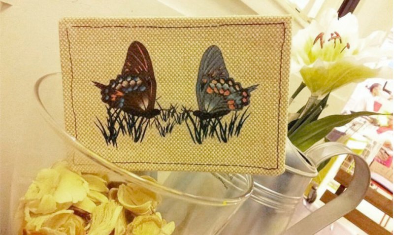 Digu series-folding butterfly / linen postcard - Cards & Postcards - Other Materials White