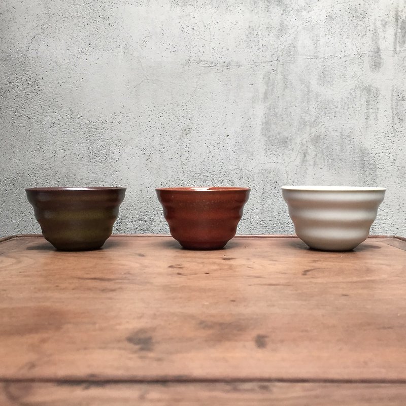 Three-color ripple cups in three sets - ถ้วย - วัสดุอื่นๆ 
