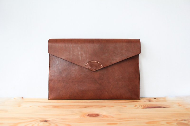 หนังแท้ กระเป๋าแล็ปท็อป สีทอง - Shekinah Handmade Leather - Mac air 13 Briefcase