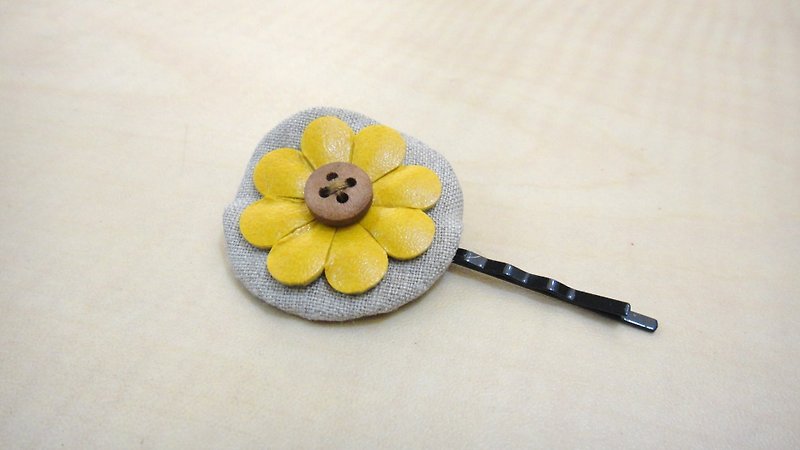Yellow flowers hairpin - Hair Accessories - Other Materials Yellow