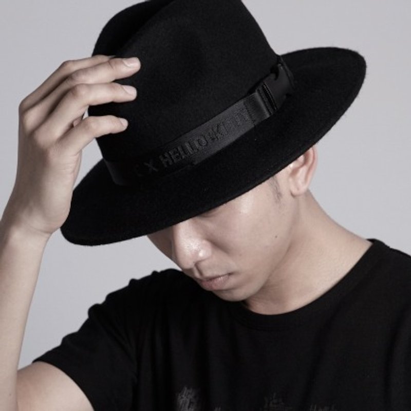DYC X HELLO KITTY - Gentry Hat - 帽子 - 其他材質 黑色