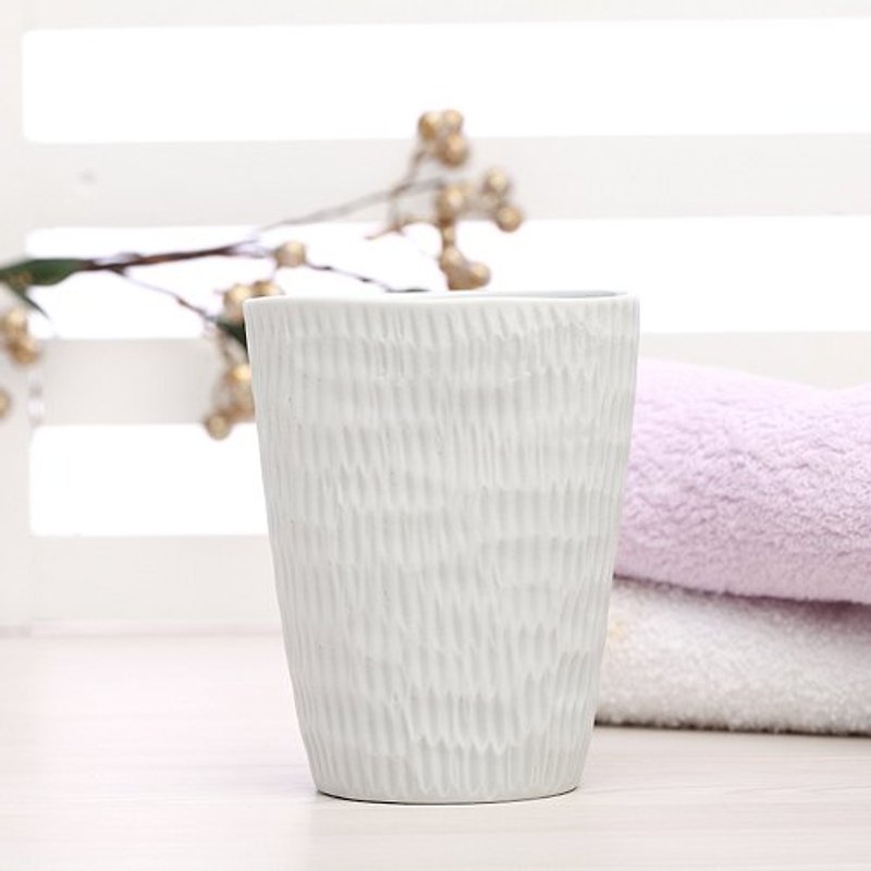 ONDO toothbrush cup - Items for Display - Other Materials White