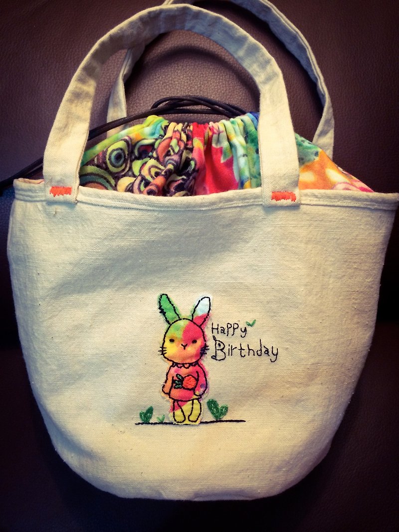 My little things- forest animal hand bag - cotton cloth - กระเป๋าถือ - งานปัก สีกากี