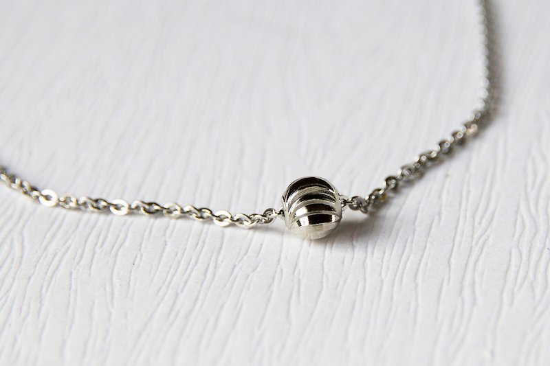 Round cut / stainless steel anti-allergic necklace