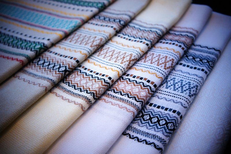 Vista [見聞]，南美洲，印地安手工圍巾 - 白色系列款式 - 絲巾 - 棉．麻 白色