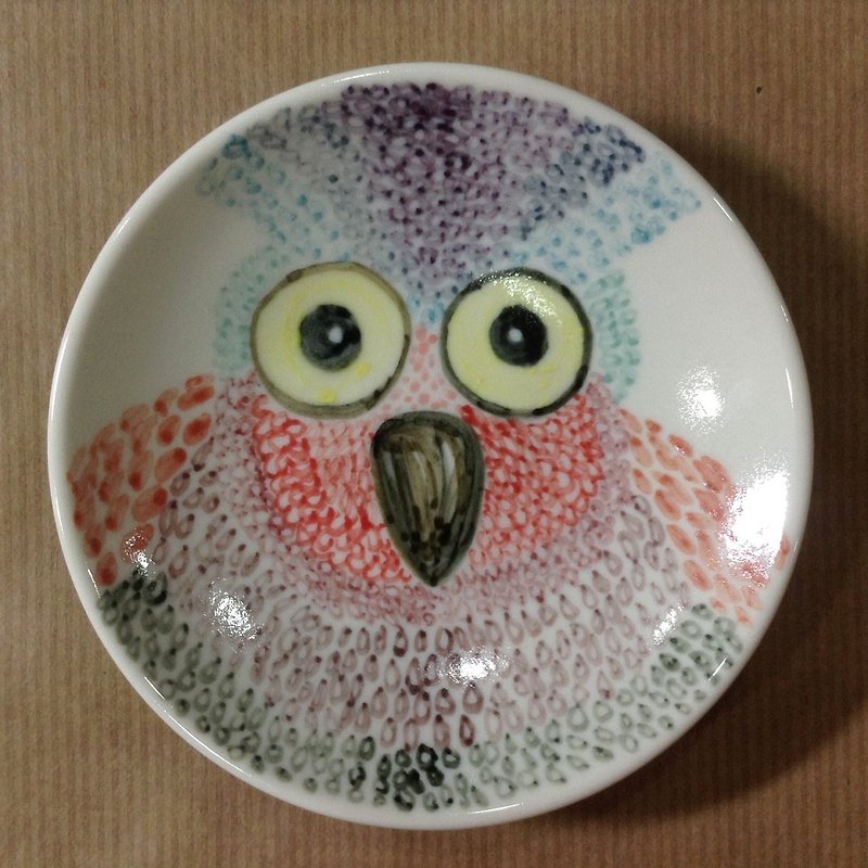 Fried hair circle owl - painted porcelain plate - จานเล็ก - วัสดุอื่นๆ หลากหลายสี