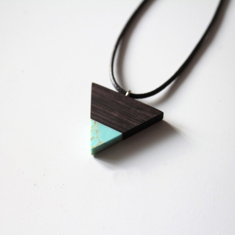 Muqiu ebony red turquoise triangle necklace red - Necklaces - Paper Multicolor