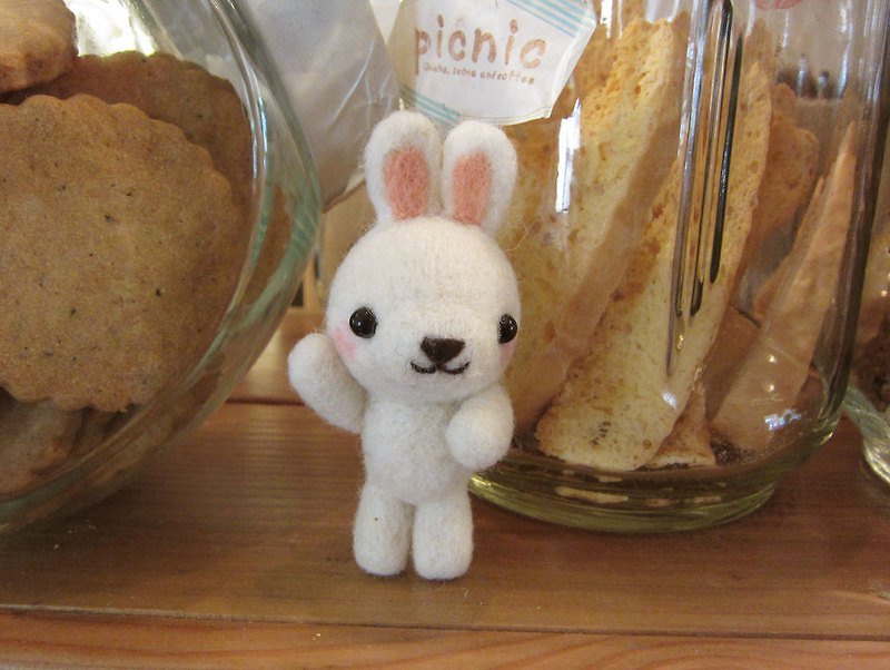 生産HI ~~ウサギのネックレス/ペンダント純粋なニュージーランドウール - 人形・フィギュア - ウール 