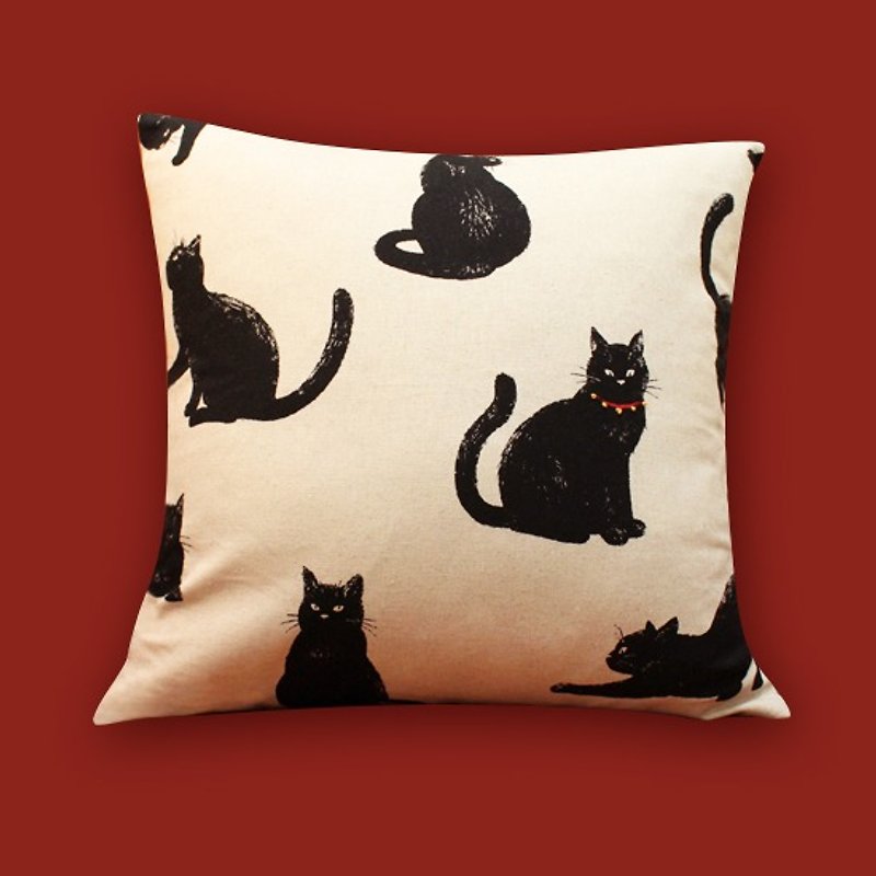 Cushion Cover / Black Cat（Pillow inserts are NOT included.） - Pillows & Cushions - Other Materials Red