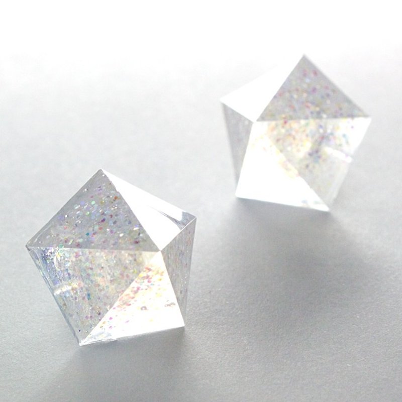 Pentagon earrings (particles) - ต่างหู - วัสดุอื่นๆ หลากหลายสี