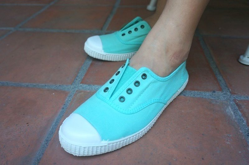 Victoria Spanish National Handmade Shoes - Lake Green AGUA - รองเท้าลำลองผู้หญิง - ผ้าฝ้าย/ผ้าลินิน สีเขียว