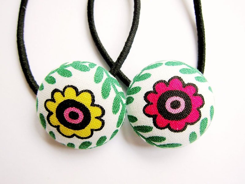 Children's hair accessories, hand-made cloth buttons, big red flowers, big yellow flowers, elastic bands, a set of two - Hair Accessories - Cotton & Hemp Green